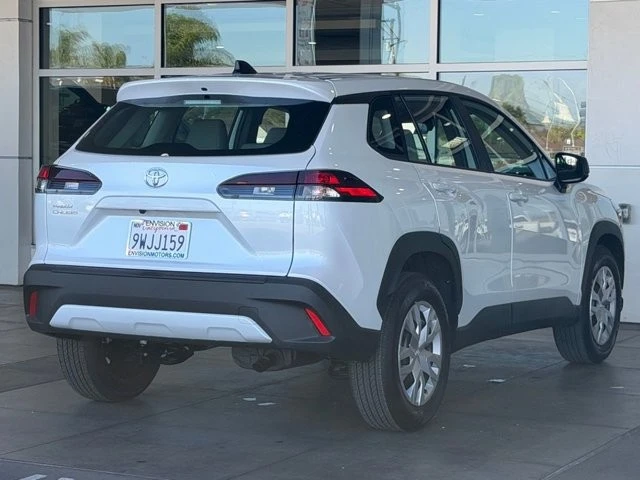 2026 Toyota Corolla Cross - Image 15 of 21