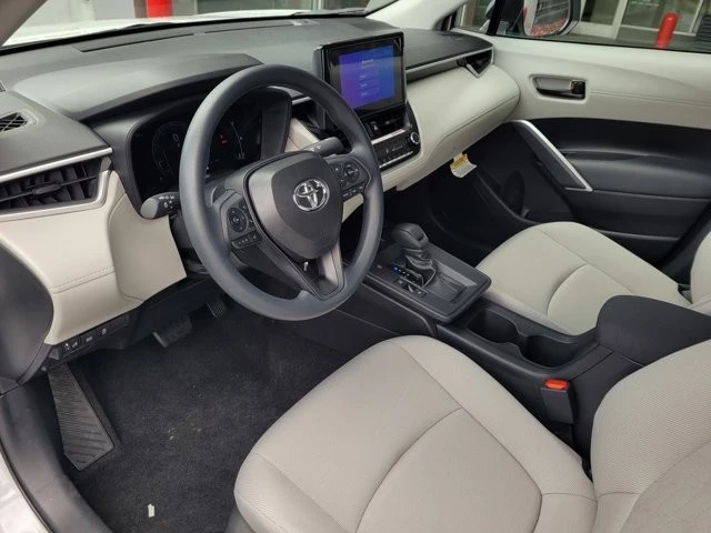 2026 Toyota Corolla Cross - Image 7 of 12