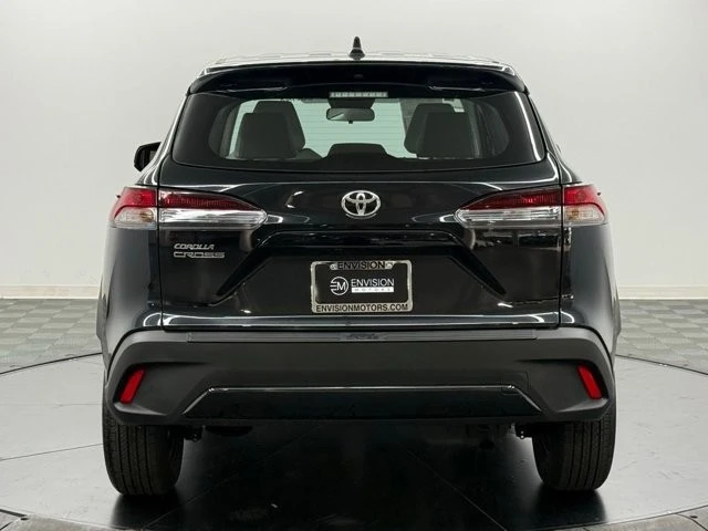 2026 Toyota Corolla Cross - Image 8 of 12
