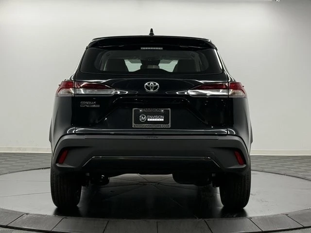 2026 Toyota Corolla Cross - Image 8 of 12