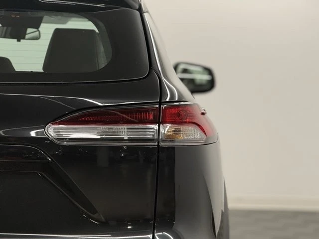 2026 Toyota Corolla Cross - Image 7 of 12
