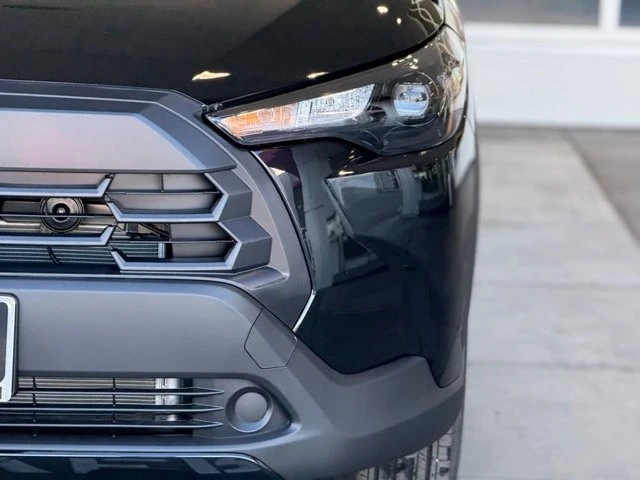 2026 Toyota Corolla Cross - Image 5 of 12