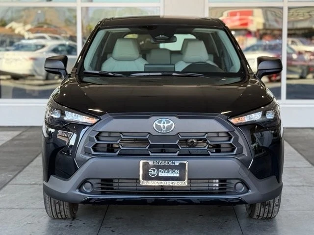 2026 Toyota Corolla Cross - Image 4 of 12