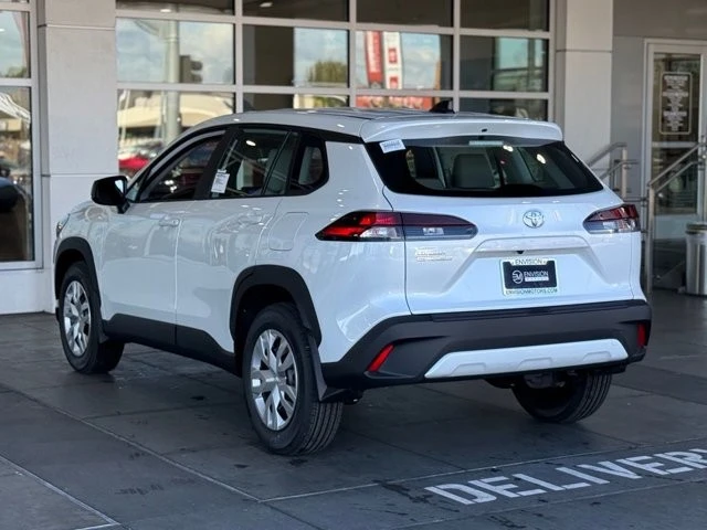 2026 Toyota Corolla Cross - Image 9 of 12