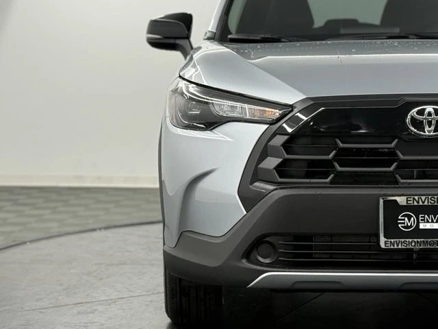 2026 Toyota Corolla Cross - Image 4 of 12