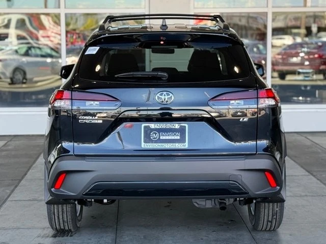 2026 Toyota Corolla Cross - Image 10 of 12