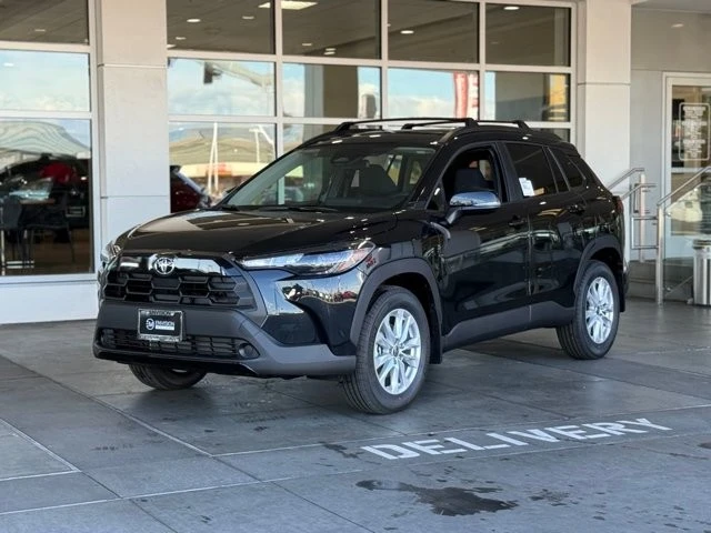 2026 Toyota Corolla Cross - Image 2 of 12