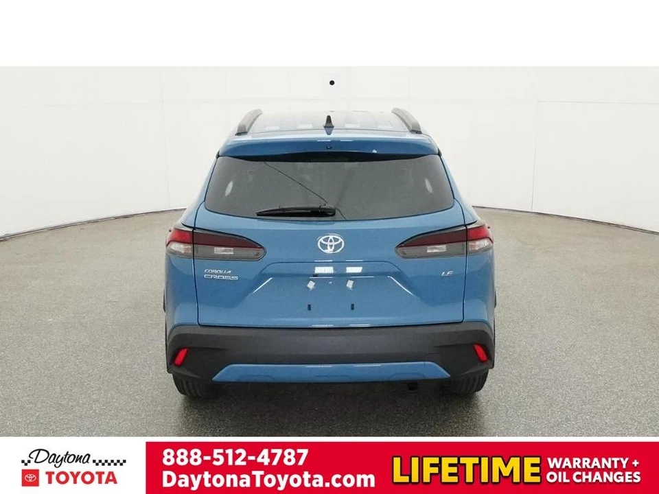 2026 Toyota Corolla Cross - Image 7 of 12