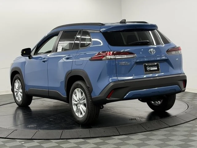 2026 Toyota Corolla Cross - Image 10 of 12