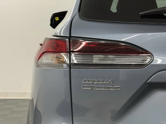 2026 Toyota Corolla Cross - Image 9 of 12