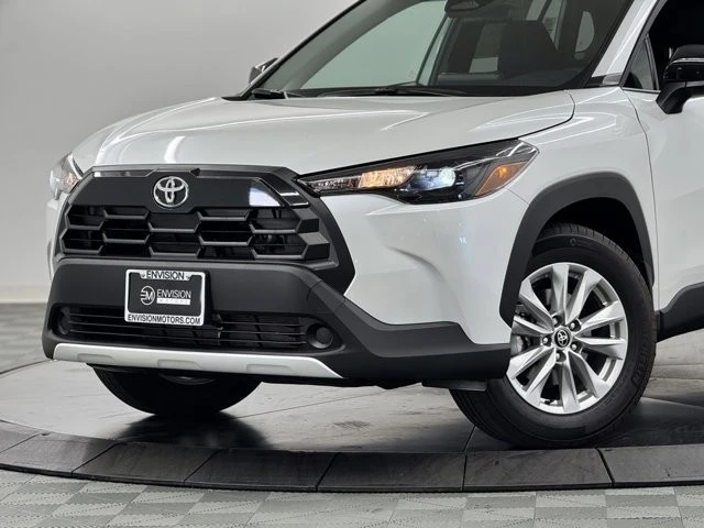 2026 Toyota Corolla Cross - Image 3 of 12