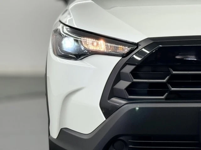 2026 Toyota Corolla Cross - Image 7 of 12