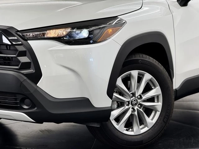 2026 Toyota Corolla Cross - Image 4 of 12