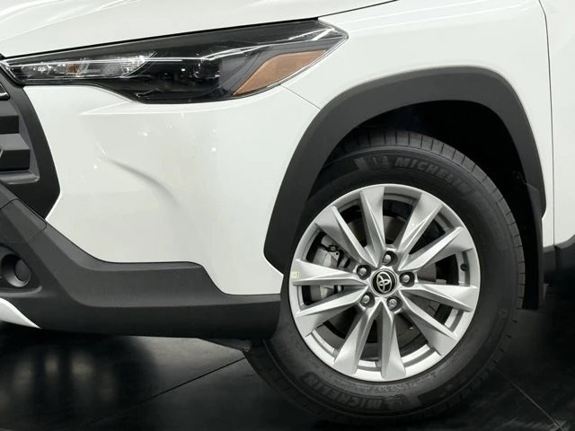 2026 Toyota Corolla Cross - Image 4 of 12