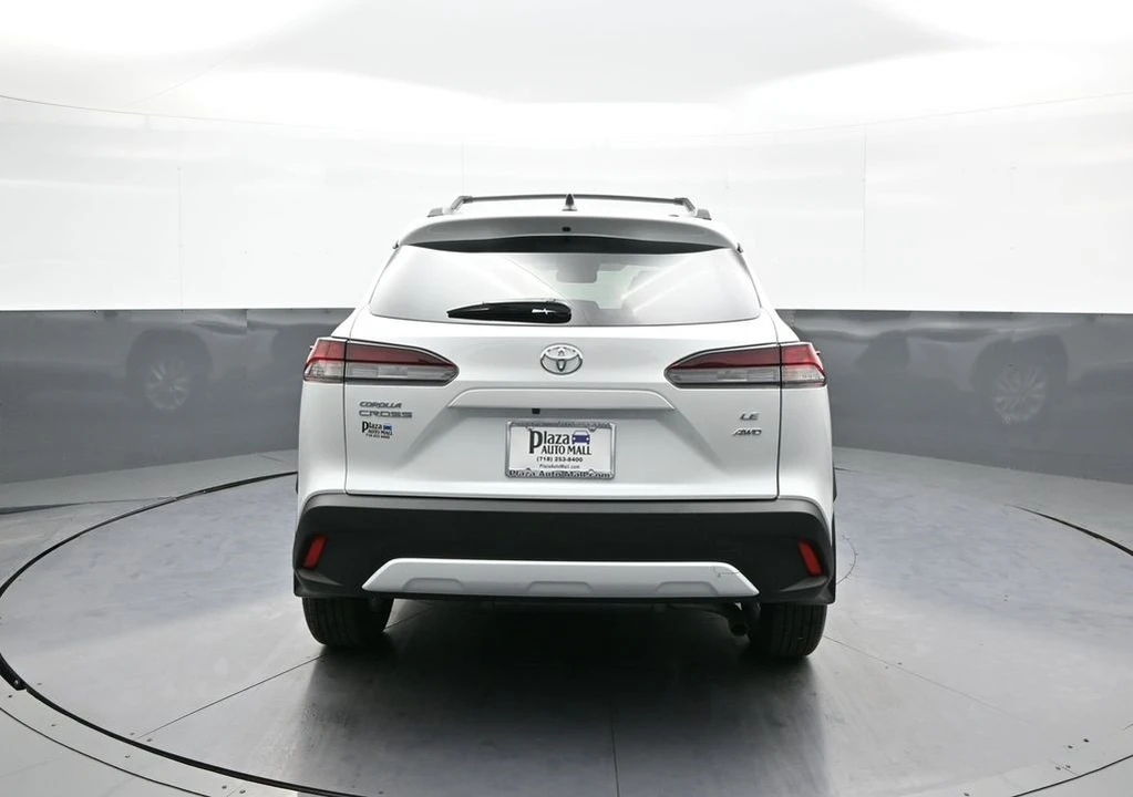 2026 Toyota Corolla Cross - Image 7 of 12