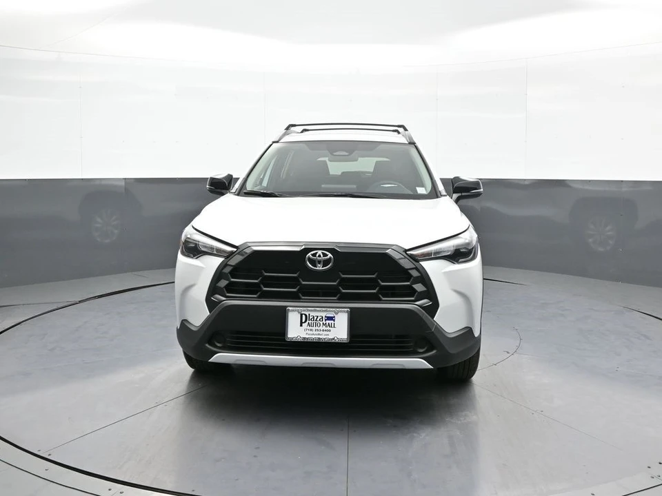 2026 Toyota Corolla Cross - Image 2 of 12