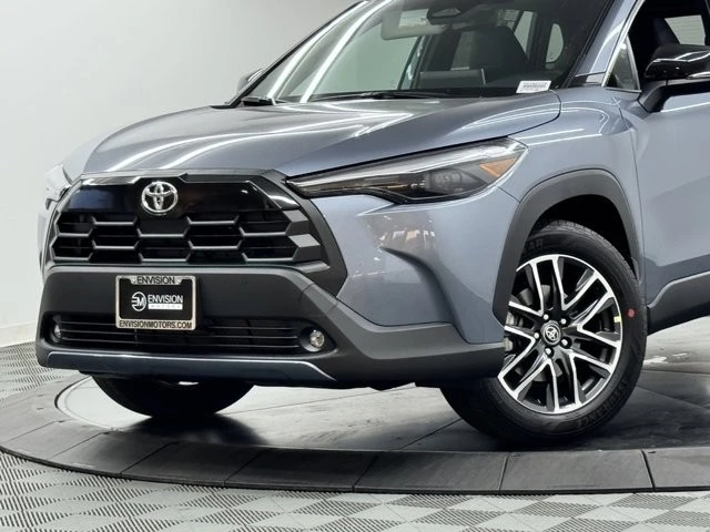 2026 Toyota Corolla Cross - Image 3 of 12