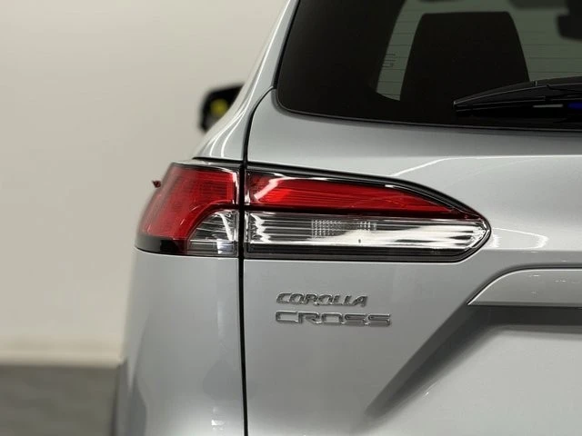 2026 Toyota Corolla Cross - Image 9 of 12