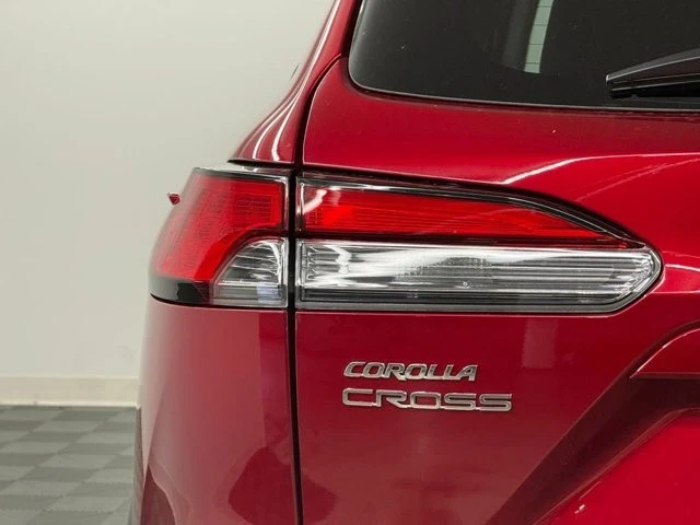 2026 Toyota Corolla Cross - Image 9 of 12