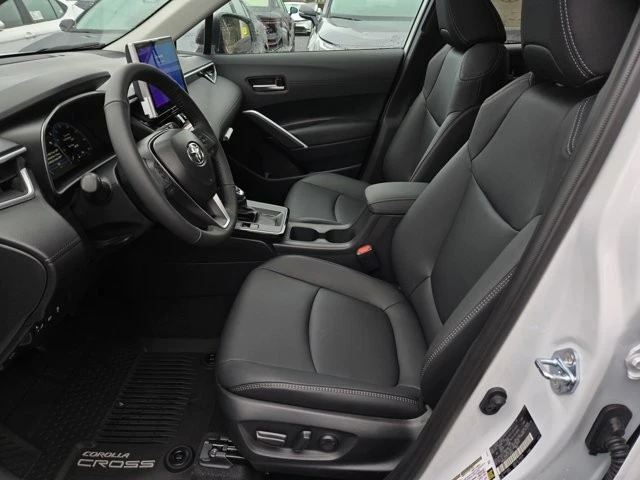 2026 Toyota Corolla Cross - Image 10 of 12