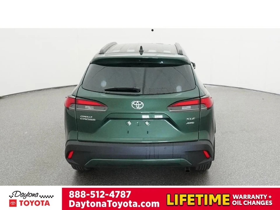 2026 Toyota Corolla Cross - Image 7 of 12