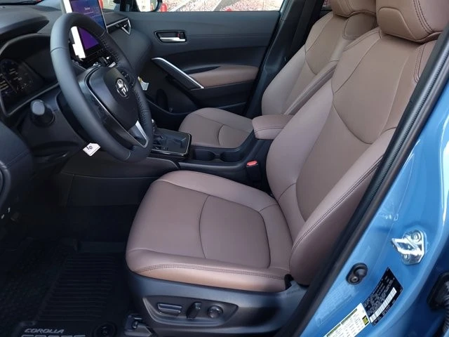 2026 Toyota Corolla Cross - Image 10 of 12