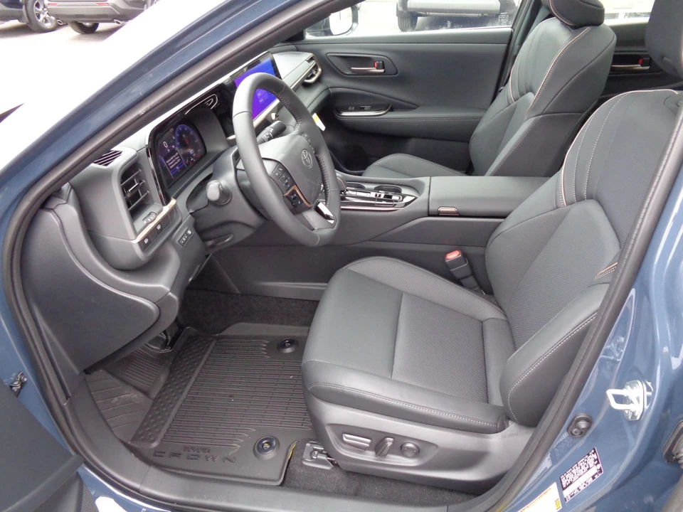 2026 Toyota Crown 16th Gen - Image 12 of 21