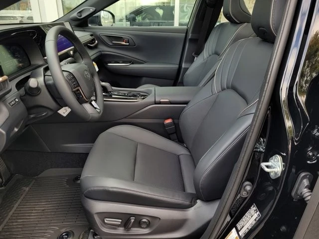 2026 Toyota Crown 16th Gen - Image 10 of 12