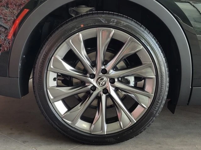2026 Toyota Crown 16th Gen - Image 4 of 12