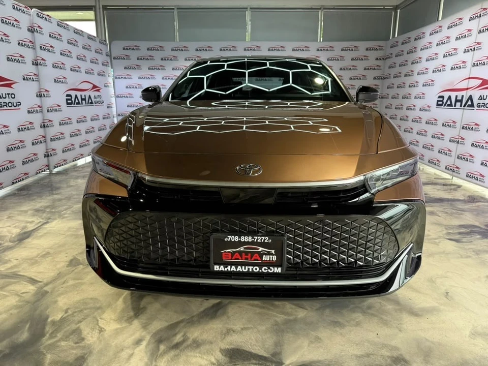 2026 Toyota Crown 16th Gen - Image 4 of 31