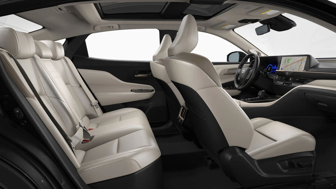 2026 Toyota Crown 16th Gen - Image 7 of 8