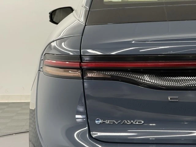 2026 Toyota Crown 16th Gen - Image 9 of 12