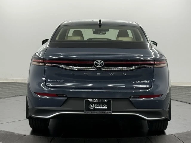 2026 Toyota Crown 16th Gen - Image 8 of 12