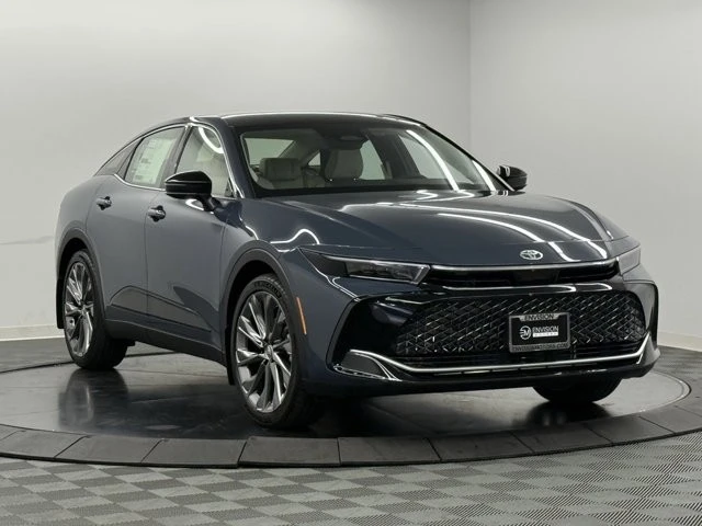 2026 Toyota Crown 16th Gen - Image 5 of 12