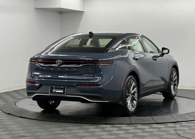 2026 Toyota Crown 16th Gen - Image 6 of 12
