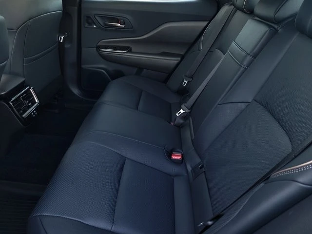 2026 Toyota Crown 16th Gen - Image 8 of 12