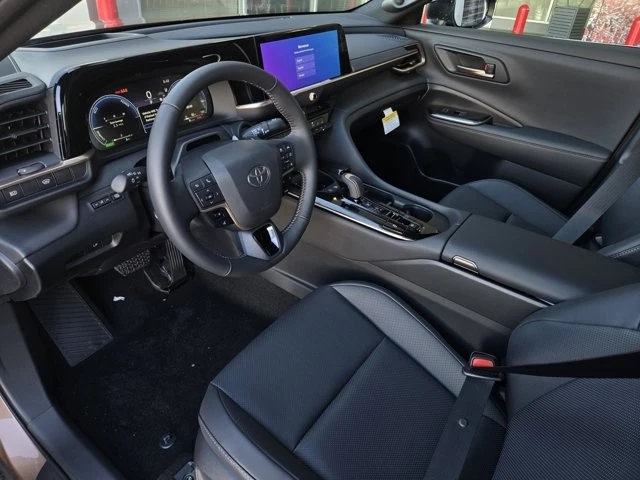 2026 Toyota Crown 16th Gen - Image 7 of 12
