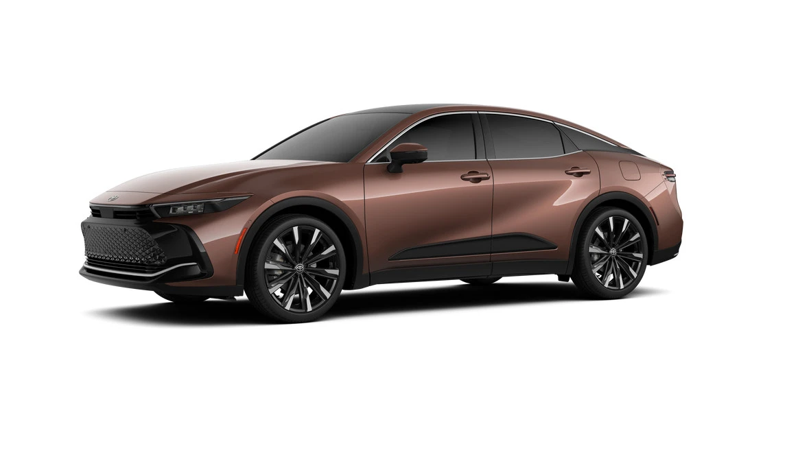 2026 Toyota Crown 16th Gen - Image 2 of 8