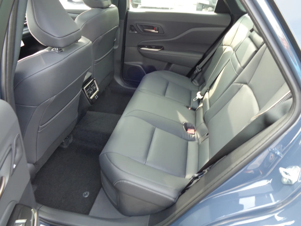 2026 Toyota Crown - Image 17 of 31