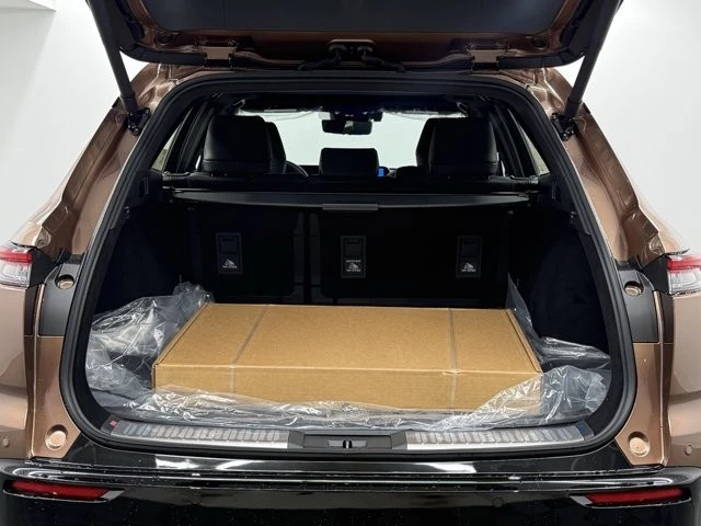 2026 Toyota Crown 16th Gen - Image 11 of 12