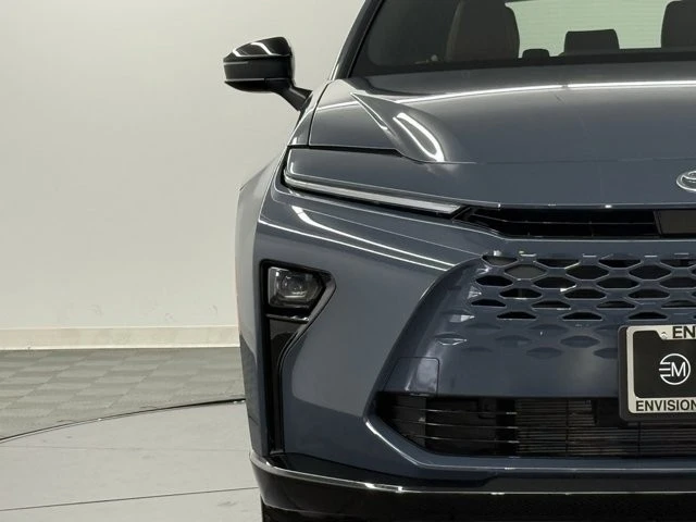 2026 Toyota Crown 16th Gen - Image 4 of 12