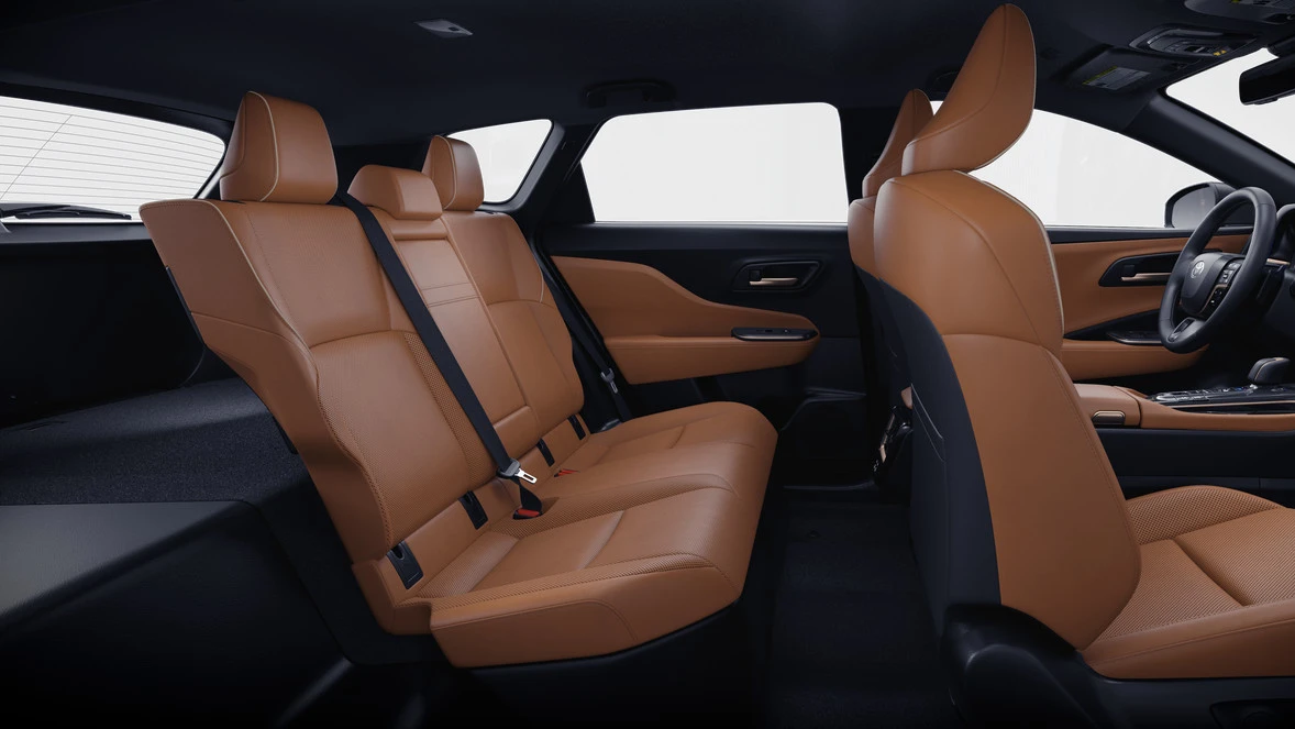 2026 Toyota Crown 16th Gen - Image 7 of 8