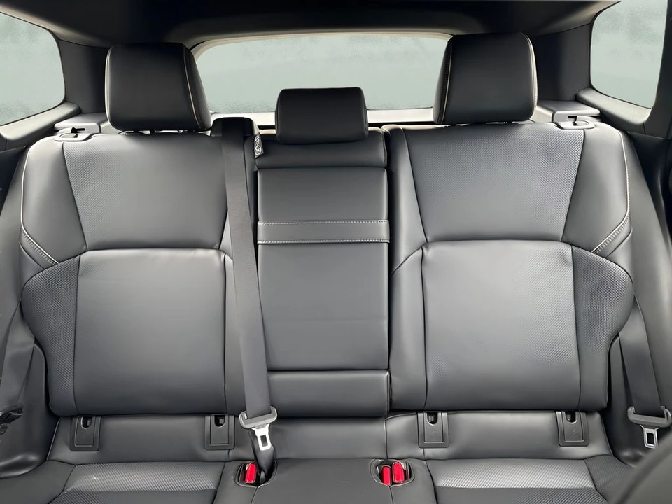 2026 Toyota Crown 16th Gen - Image 12 of 31