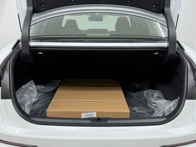 2026 Toyota Crown 16th Gen - Image 11 of 12