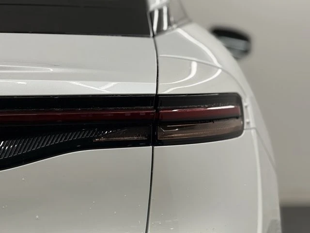 2026 Toyota Crown 16th Gen - Image 7 of 12
