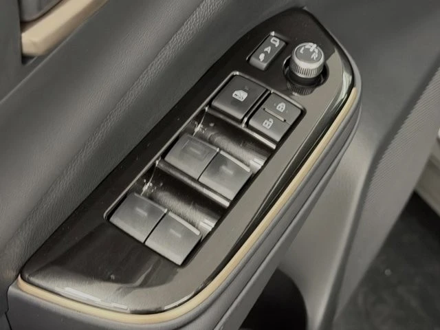 2026 Toyota Crown 16th Gen - Image 12 of 12