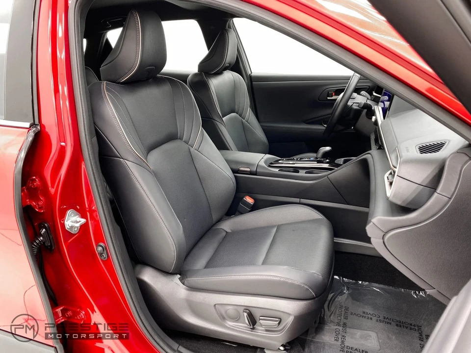 2026 Toyota Crown 16th Gen - Image 16 of 31