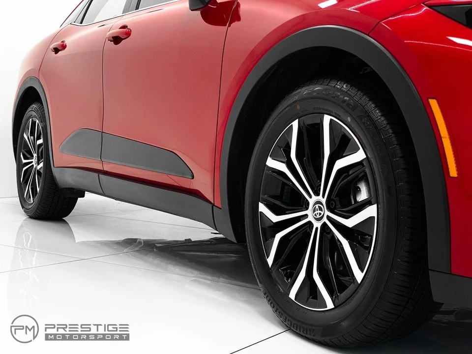 2026 Toyota Crown 16th Gen - Image 13 of 31