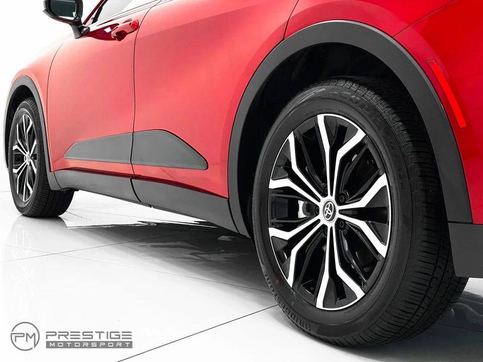 2026 Toyota Crown 16th Gen - Image 29 of 31
