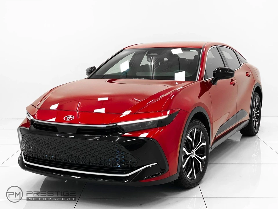 2026 Toyota Crown 16th Gen - Image 3 of 31